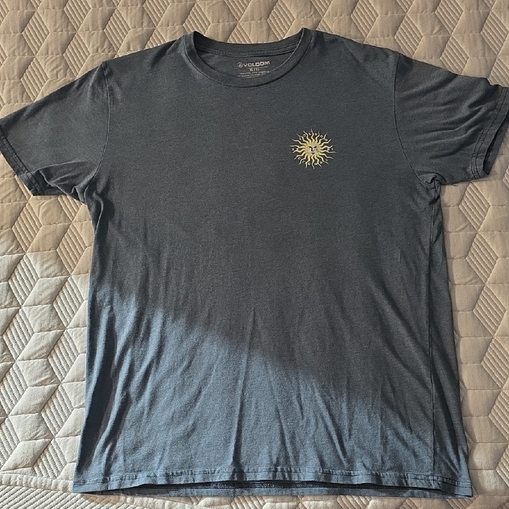 Volcom Men's Charcoal Tee with Sunburst Design